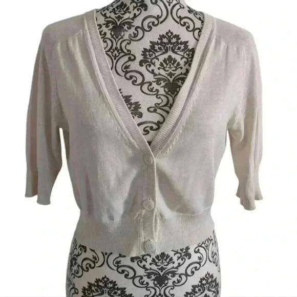 Maggy London Cardigan Preppy Academic Women Med Twee Dainty Silk V Neck Cream - Picture 2 of 10